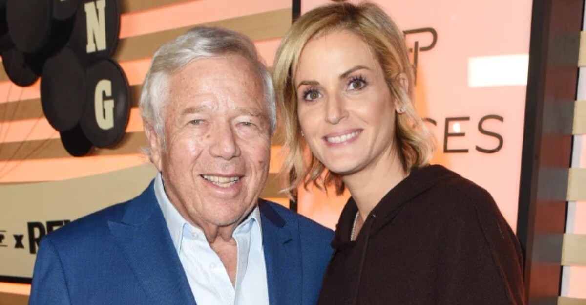 Dana Blumberg Wiki, Age, Husband, Robert Kraft Fiancee